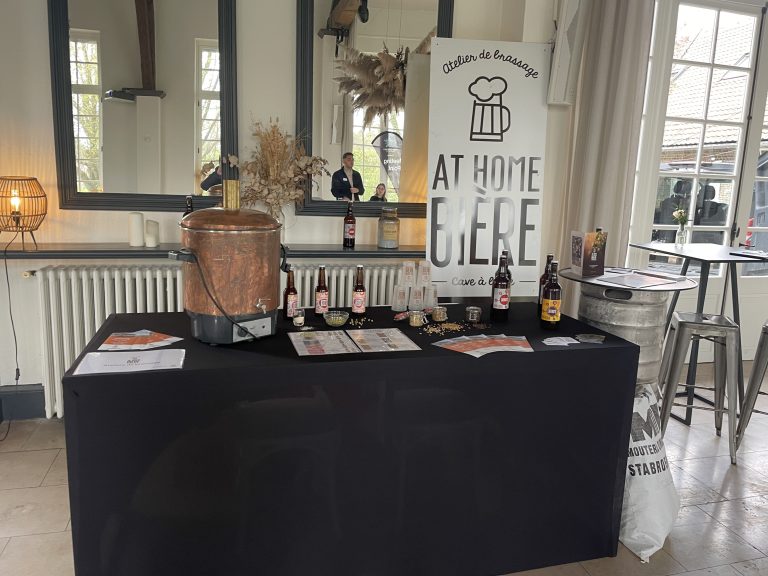 Fabriquer sa propre bière et découvrir la zythologie dans l’atelier At Home Bière à Athies